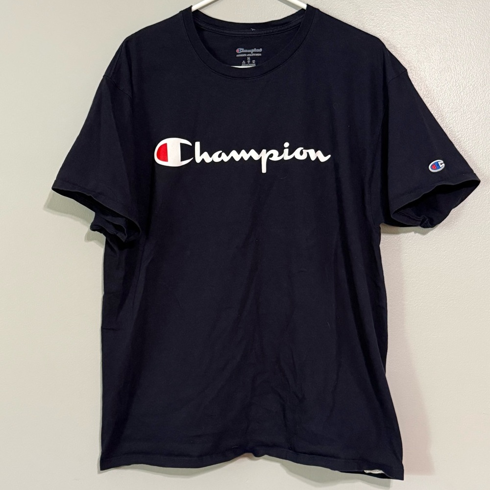 Champion Men's size XL Navy Blue logo T-Shirt 665B5